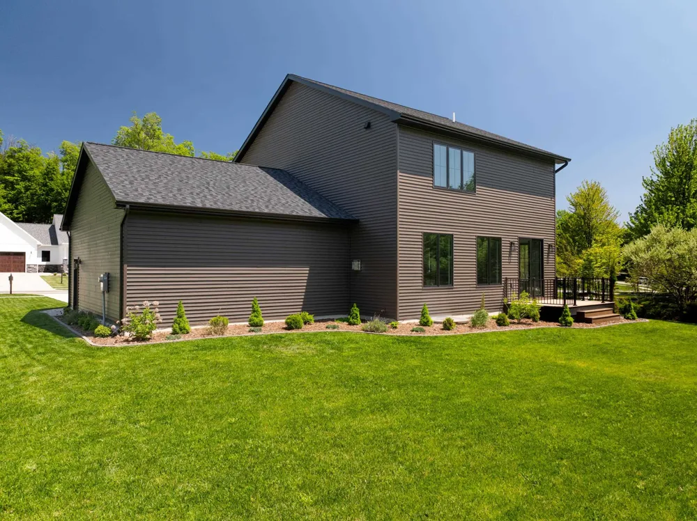 9336 E Summerfield Drive Elmwood Charter Township, MI 49684