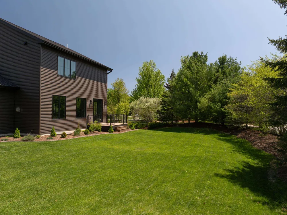 9336 E Summerfield Drive Elmwood Charter Township, MI 49684