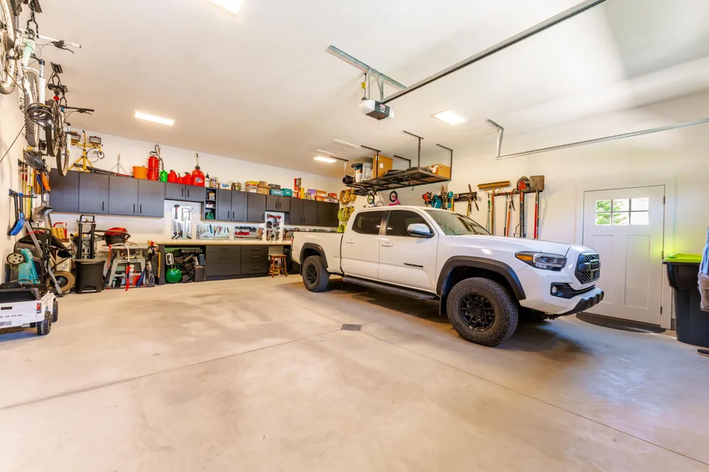 9336 E Summerfield Drive Elmwood Charter Township, MI 49684