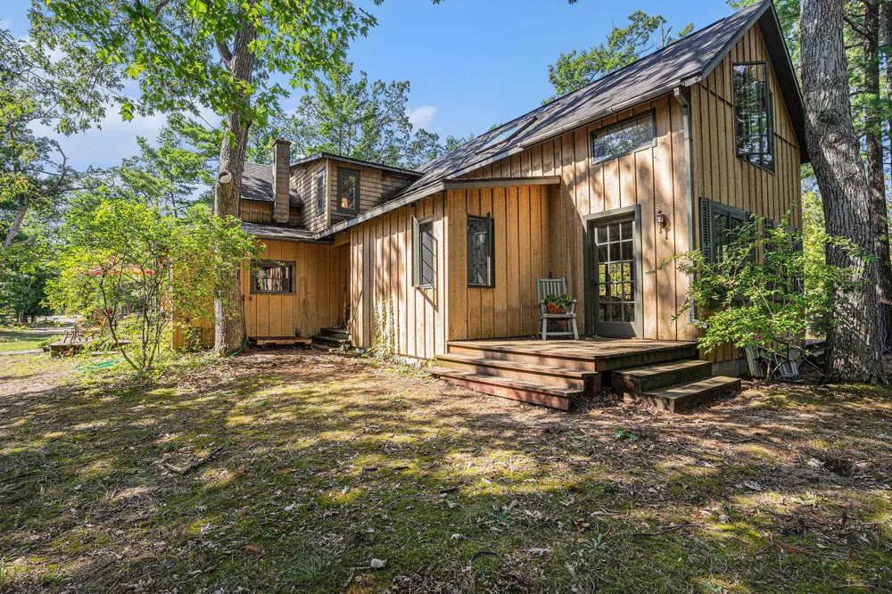 5760 W Crystal View Road Glen Arbor Township, MI 49636