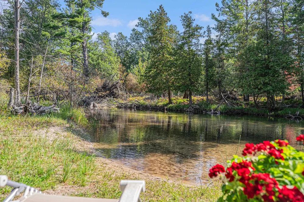 5760 W Crystal View Road Glen Arbor Township, MI 49636