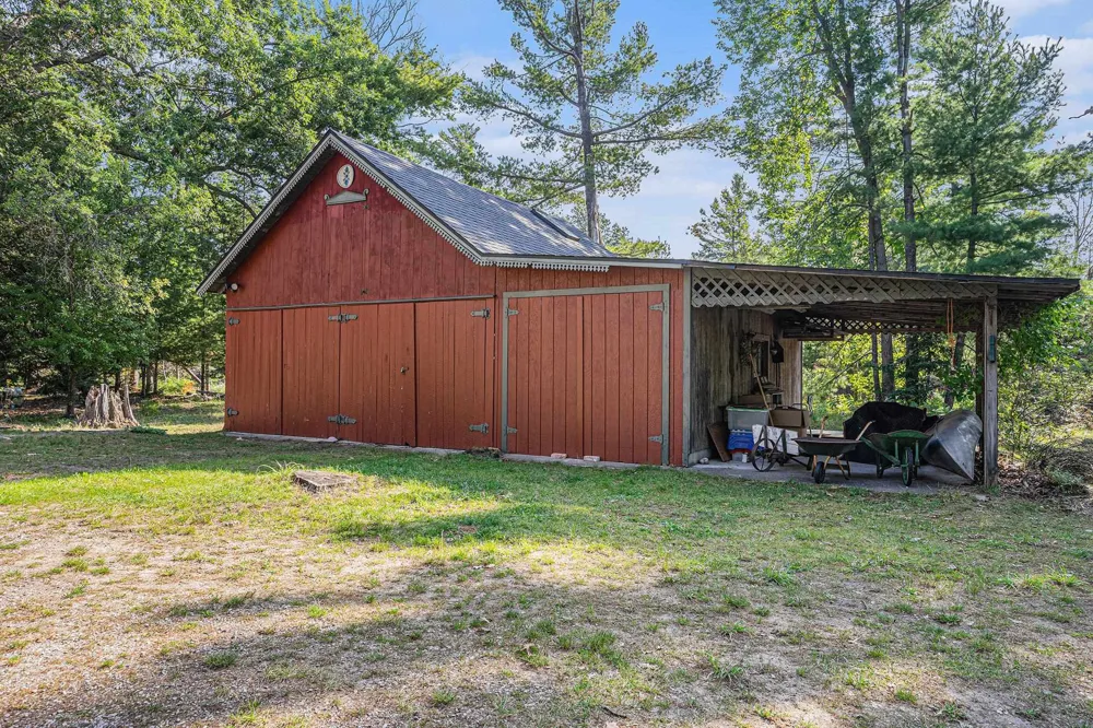 5760 W Crystal View Road Glen Arbor Township, MI 49636