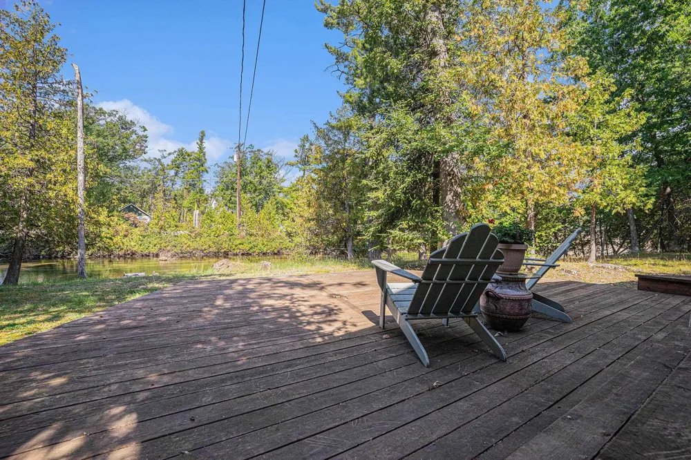 5760 W Crystal View Road Glen Arbor Township, MI 49636