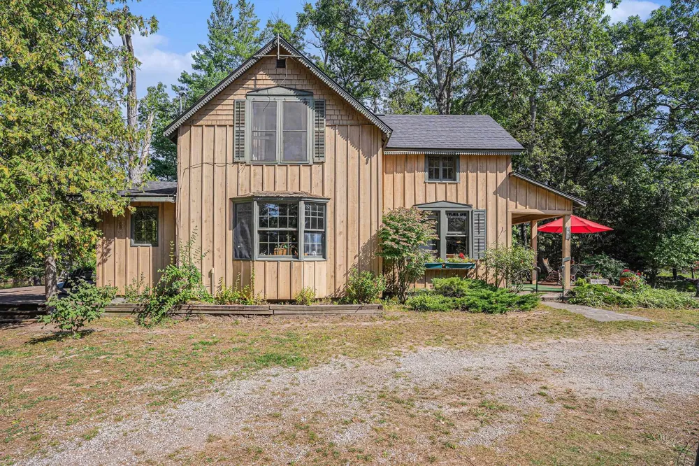 5760 W Crystal View Road Glen Arbor Township, MI 49636