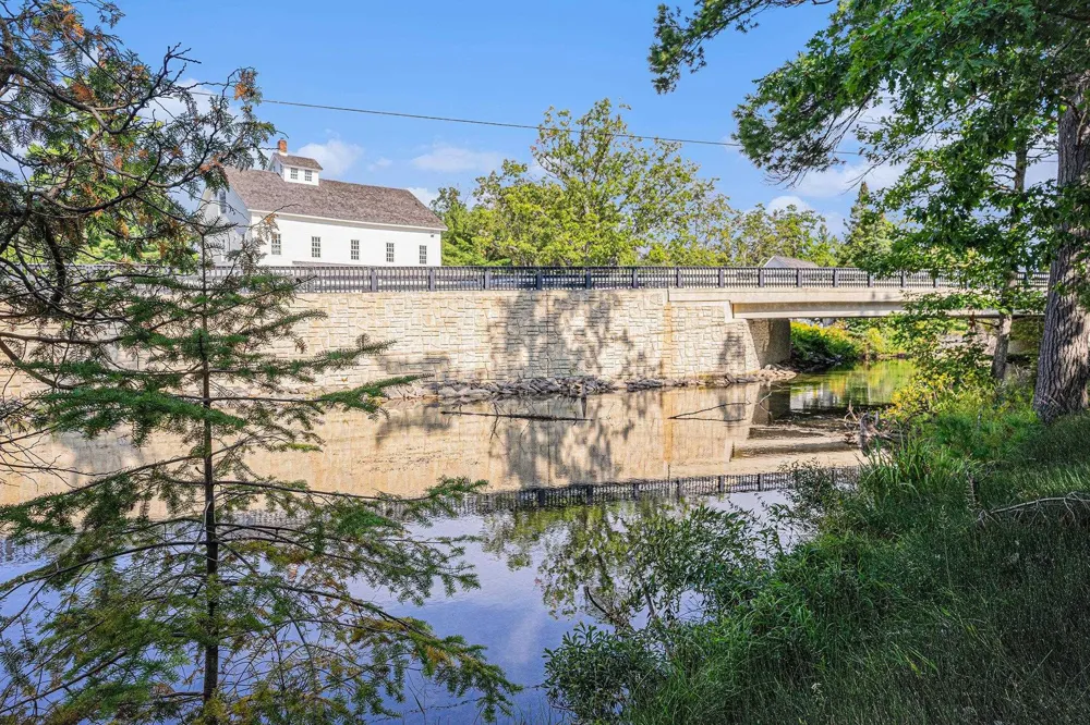 5760 W Crystal View Road Glen Arbor Township, MI 49636