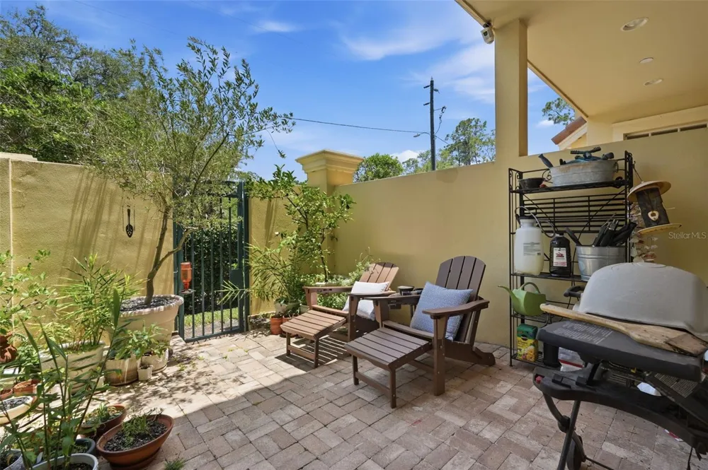 2656 TANGLEWOOD TRAIL Palm Harbor, FL 34685