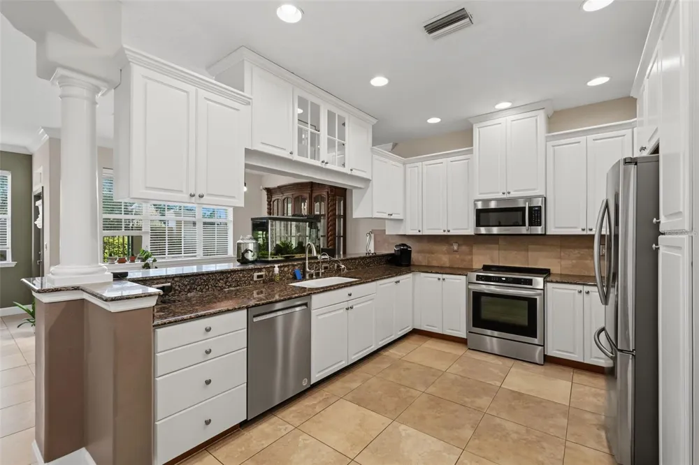 2656 TANGLEWOOD TRAIL Palm Harbor, FL 34685