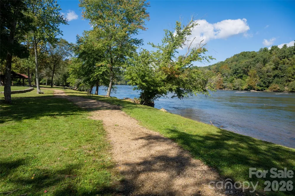 68 Sweet Fern Parkway Asheville, NC 28804