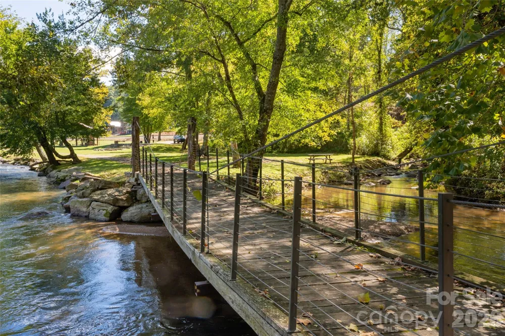 68 Sweet Fern Parkway Asheville, NC 28804