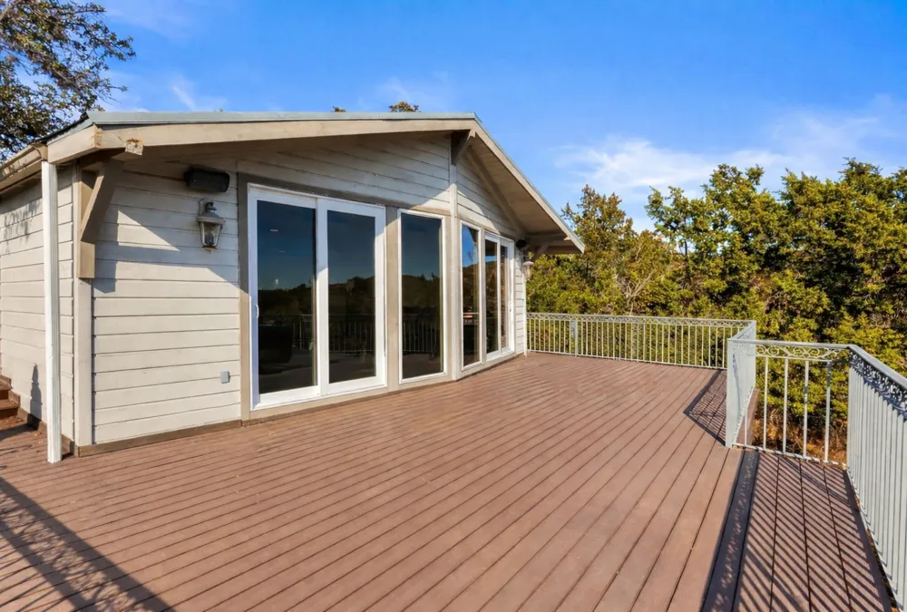 8101 Sharon Road Volente, TX 78641