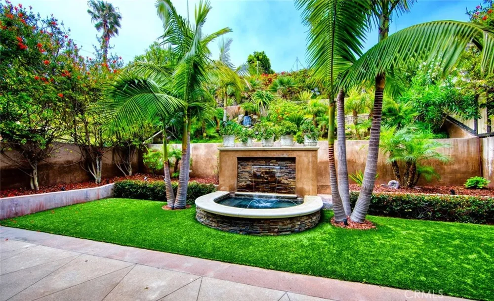 804 Maria Redondo Beach, CA 90277