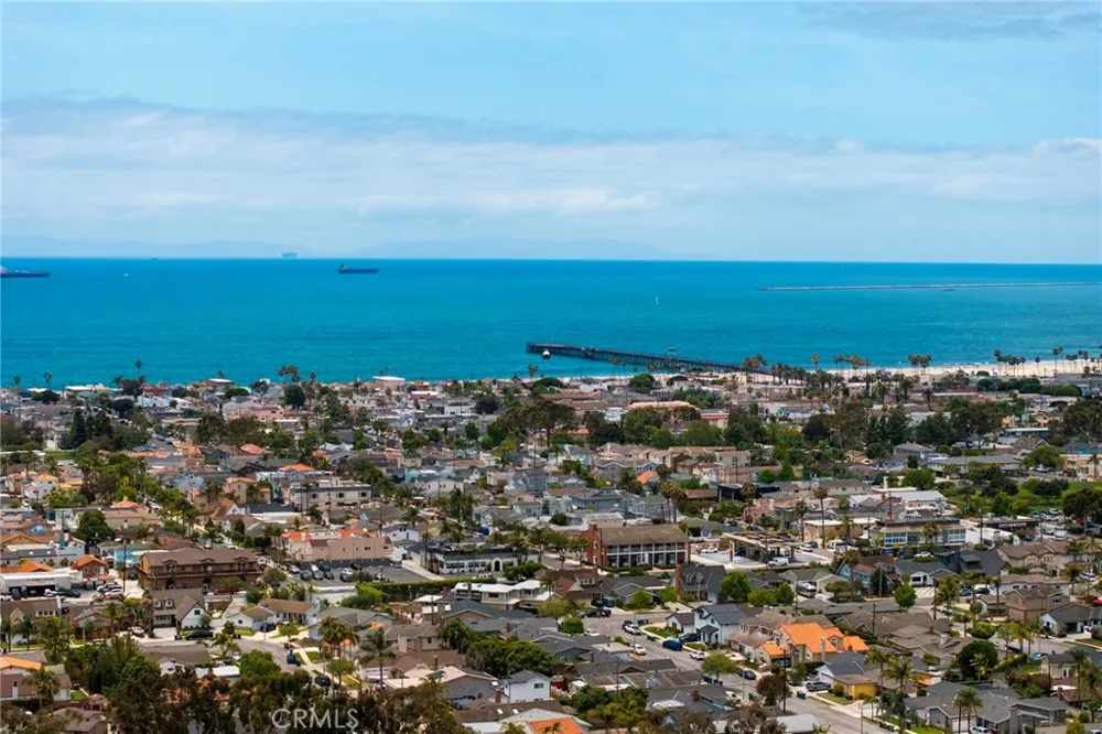 640 Island View Seal Beach, CA 90740