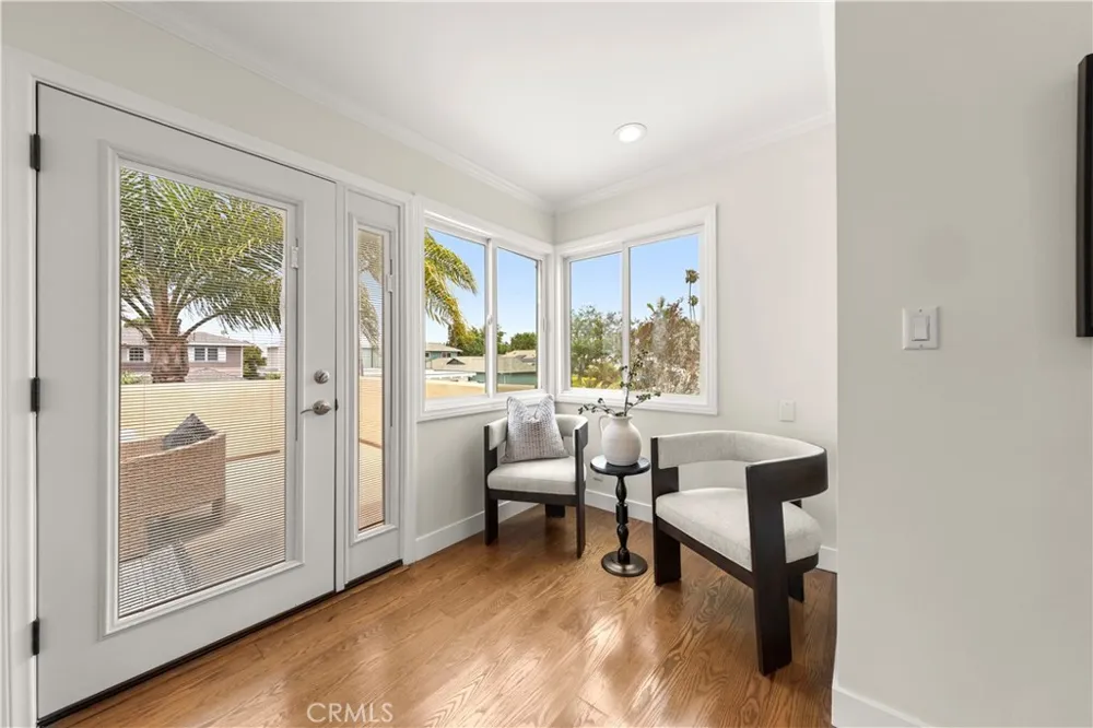 640 Island View Seal Beach, CA 90740