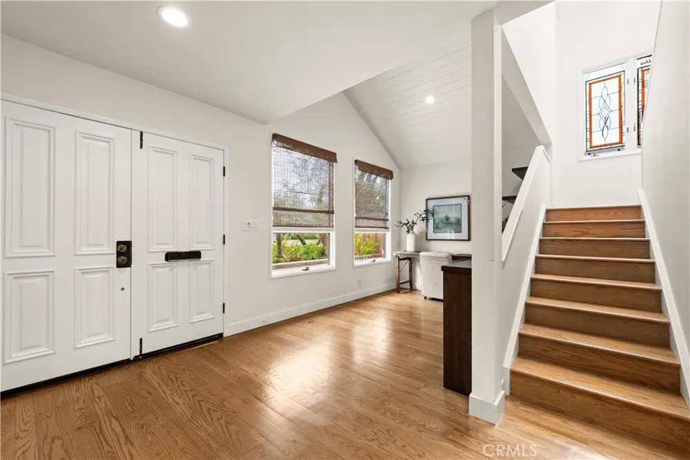 640 Island View Seal Beach, CA 90740