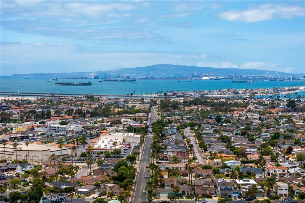 640 Island View Seal Beach, CA 90740