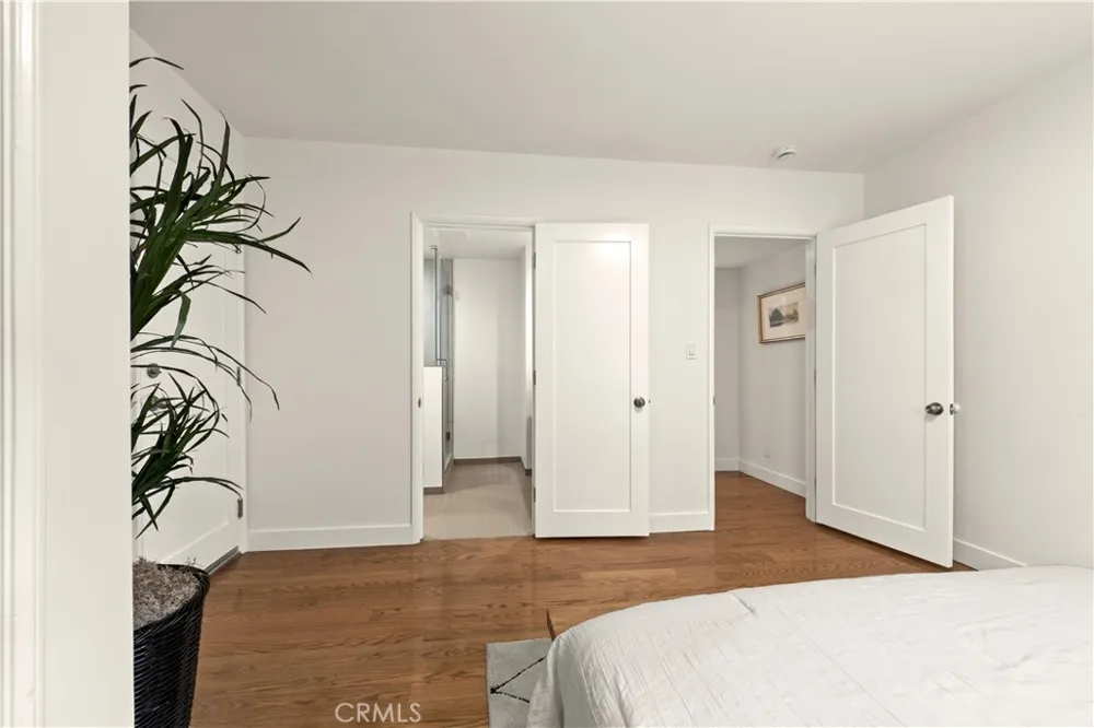 640 Island View Seal Beach, CA 90740
