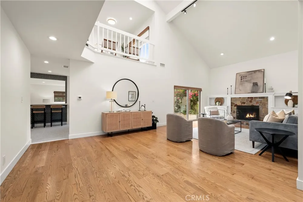 640 Island View Seal Beach, CA 90740