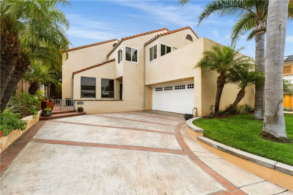 640 Island View Seal Beach, CA 90740