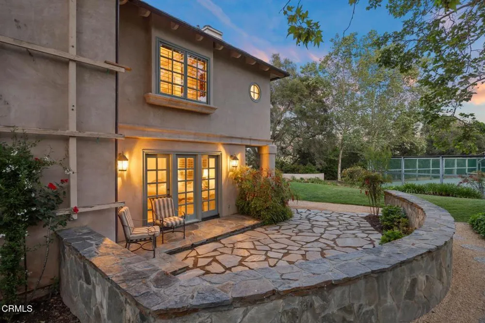651 Oak Grove Court Ojai, CA 93023
