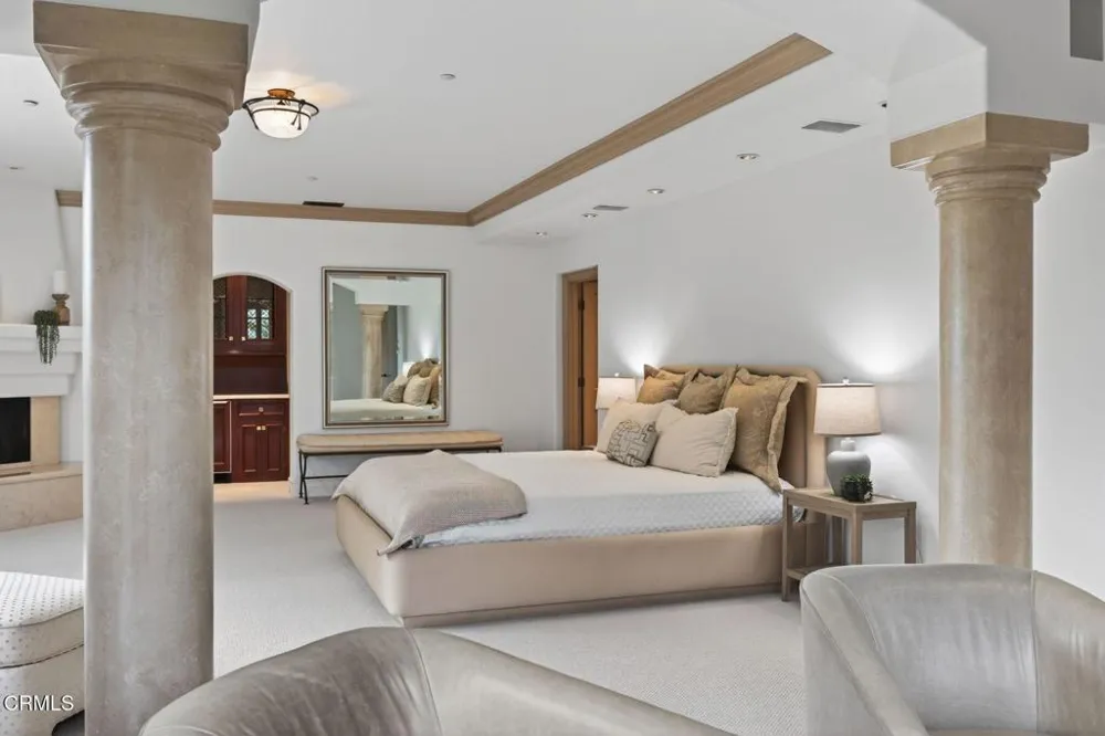 651 Oak Grove Court Ojai, CA 93023