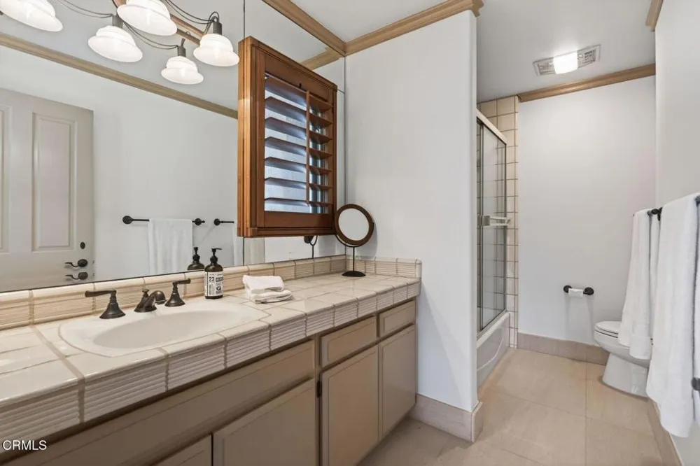 651 Oak Grove Court Ojai, CA 93023