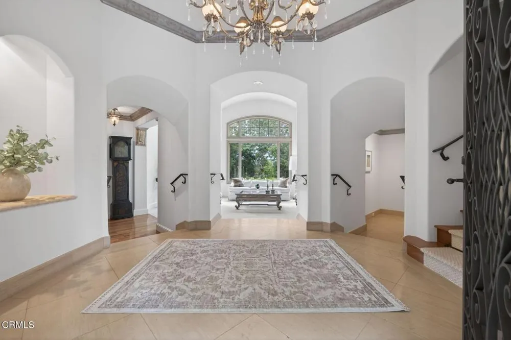 651 Oak Grove Court Ojai, CA 93023