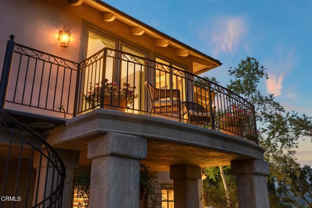 651 Oak Grove Court Ojai, CA 93023