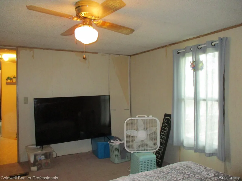 108 Deer Run Lapeer City, MI 48446
