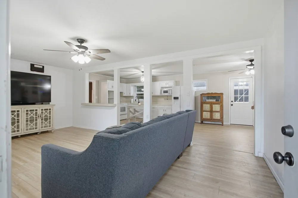 2040 Glencoe Rd Culleoka, TN 38451