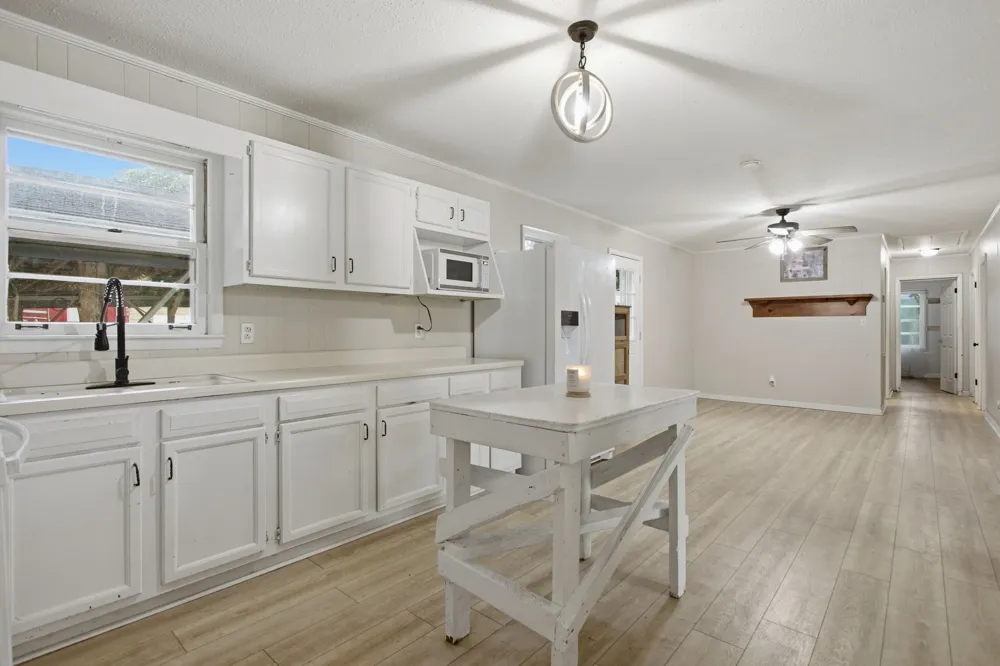 2040 Glencoe Rd Culleoka, TN 38451