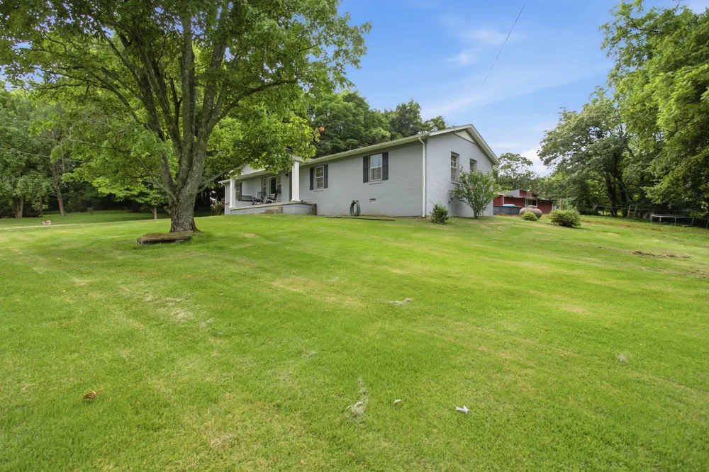 2040 Glencoe Rd Culleoka, TN 38451