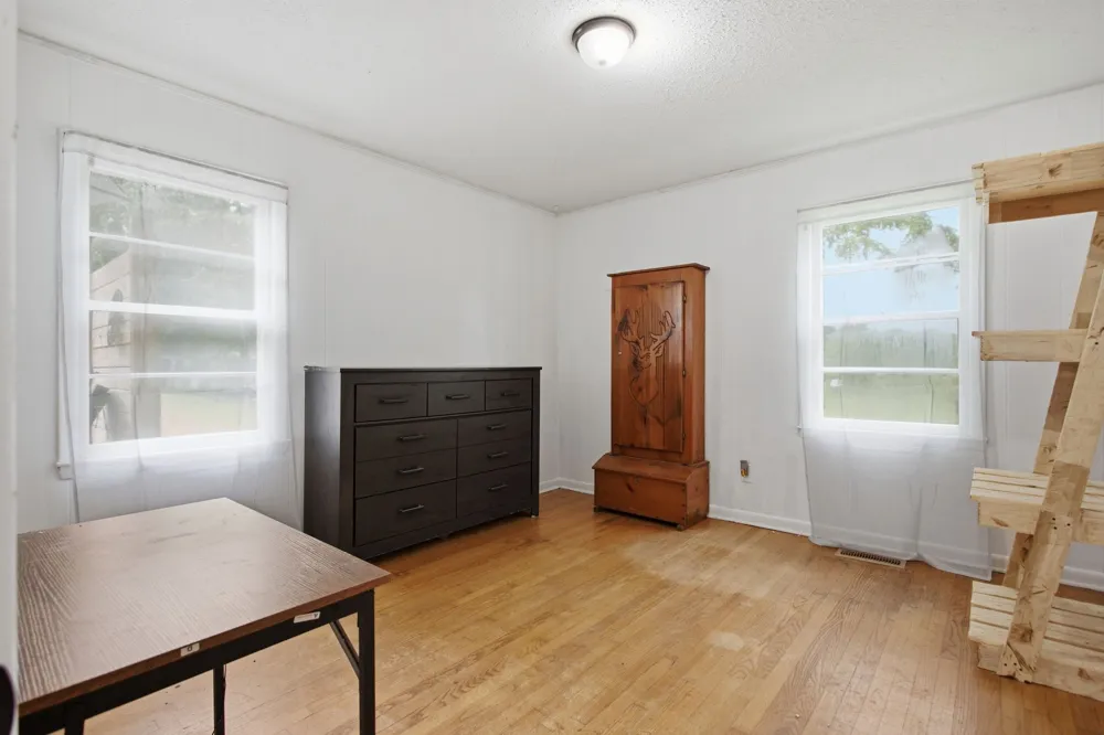 2040 Glencoe Rd Culleoka, TN 38451