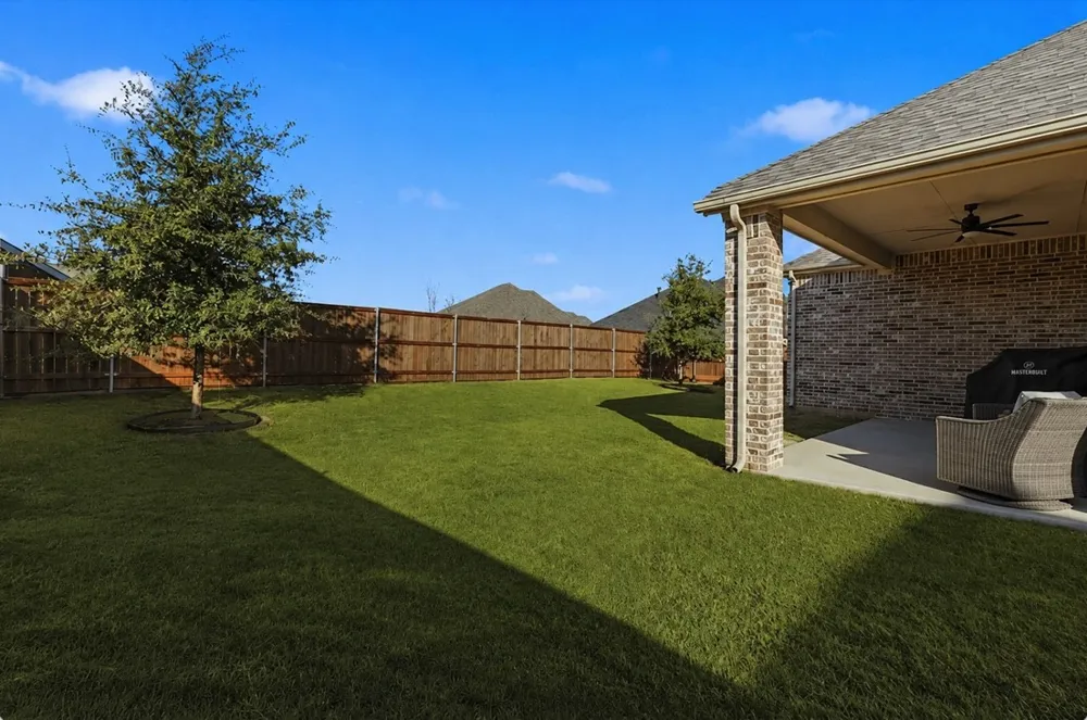 2084 Roquette Drive Haslet, TX 76052
