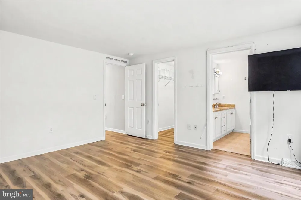 168 DORIAN DRIVE Williamstown, NJ 08094