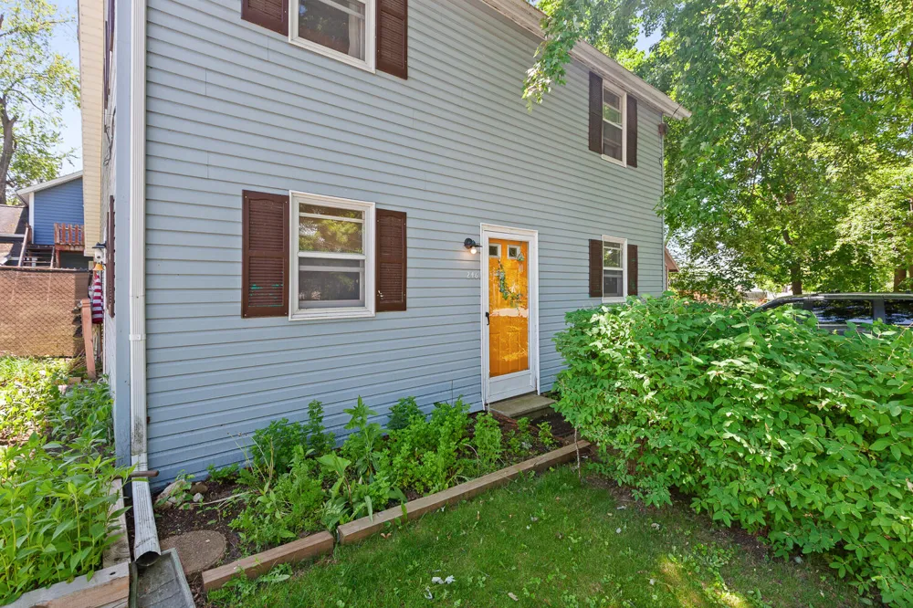 246 Washington Street Clinton, MI 49236