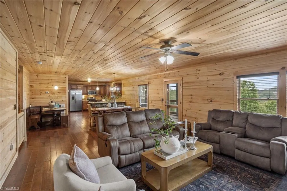 1732 Waters Edge Drive Granite Falls, NC 28630