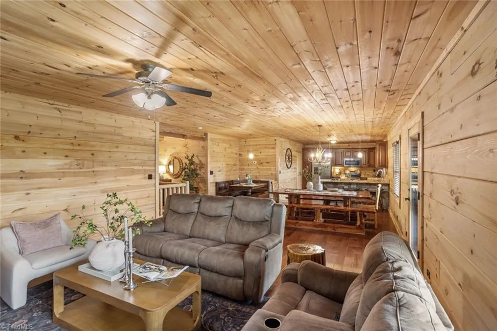 1732 Waters Edge Drive Granite Falls, NC 28630