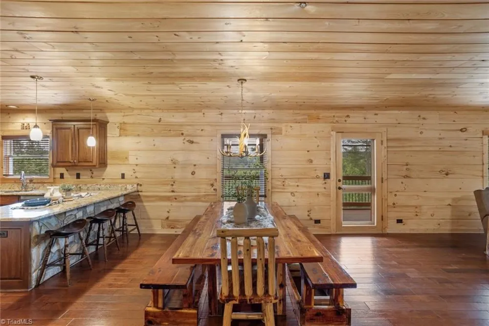 1732 Waters Edge Drive Granite Falls, NC 28630