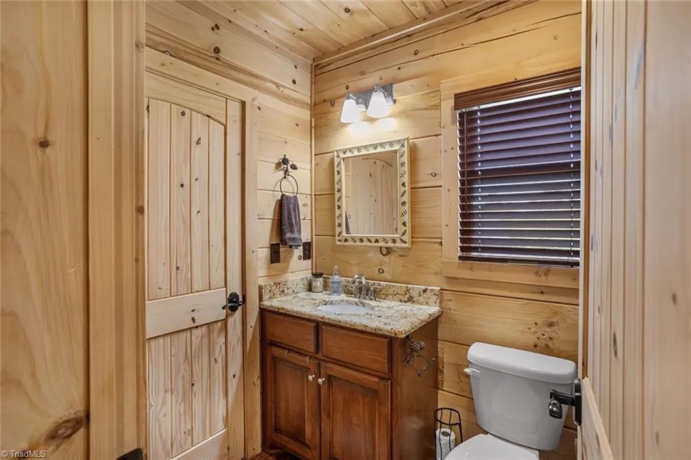 1732 Waters Edge Drive Granite Falls, NC 28630