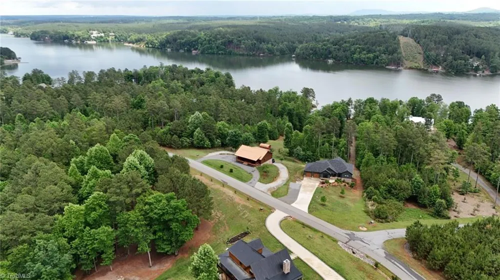 1732 Waters Edge Drive Granite Falls, NC 28630