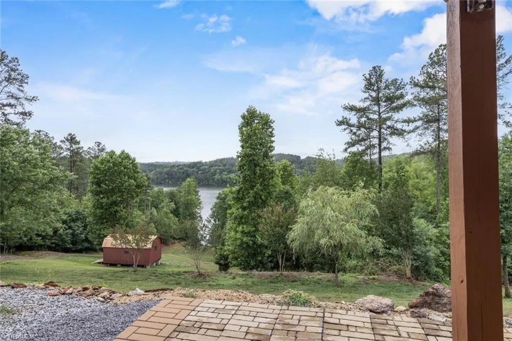 1732 Waters Edge Drive Granite Falls, NC 28630