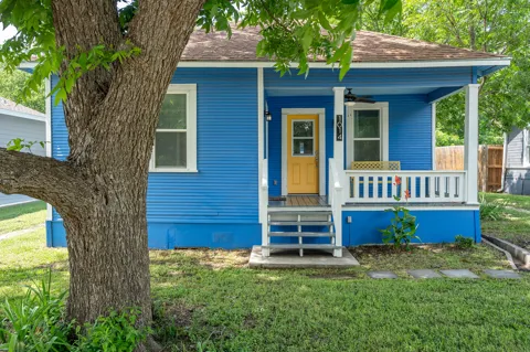 1014 W 6th Street
