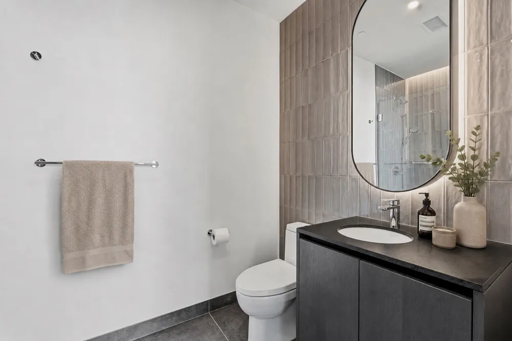 610 Davis Street #5003 Austin, TX 78701
