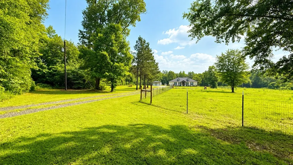 637 CR 151 Carthage, TX 75633