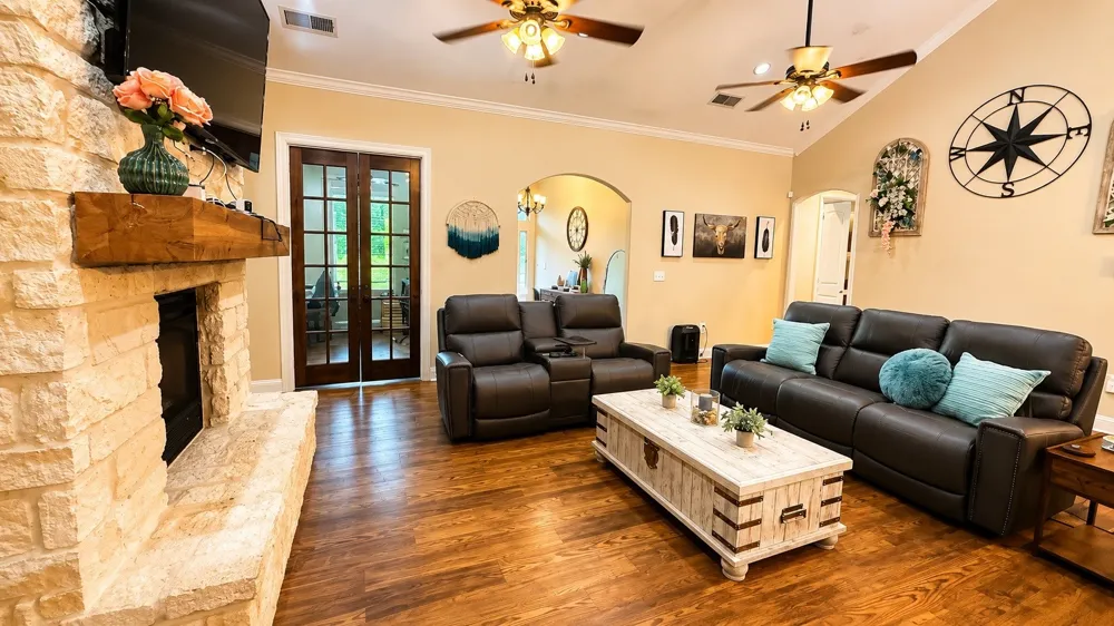 637 CR 151 Carthage, TX 75633