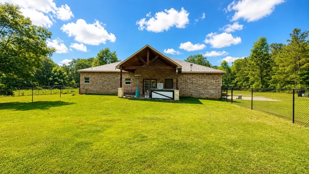 637 CR 151 Carthage, TX 75633