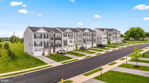 436 BRADFORD DRIVE