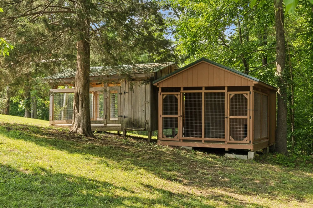 4255 McFall Rd Cumberland City, TN 37050