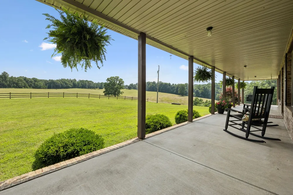 4255 McFall Rd Cumberland City, TN 37050