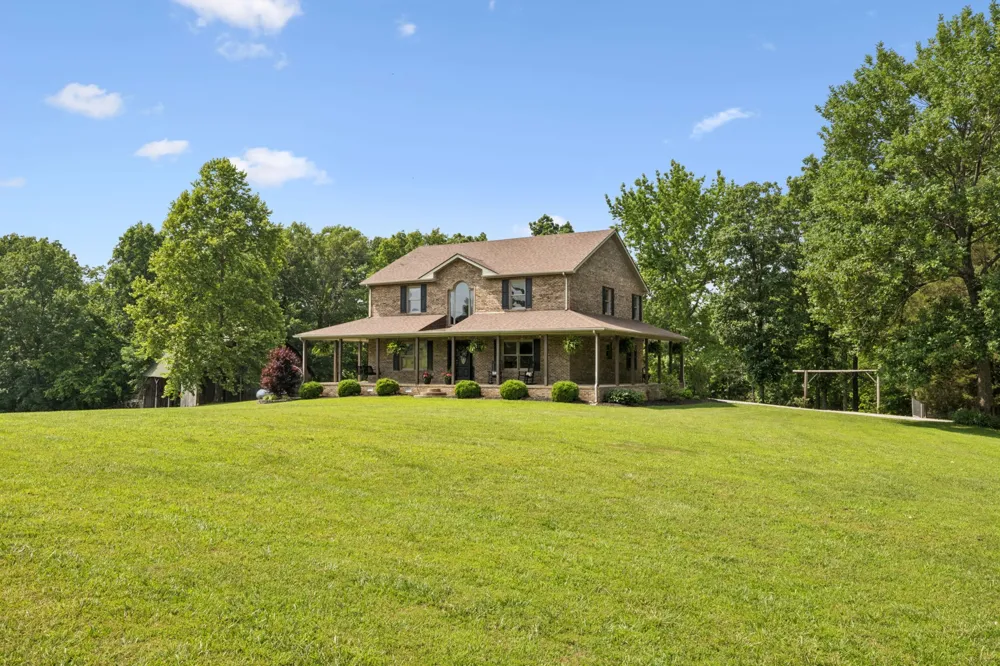 4255 McFall Rd Cumberland City, TN 37050